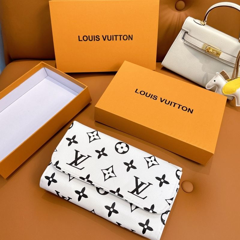 Louis Vuitton Makeup Brushe